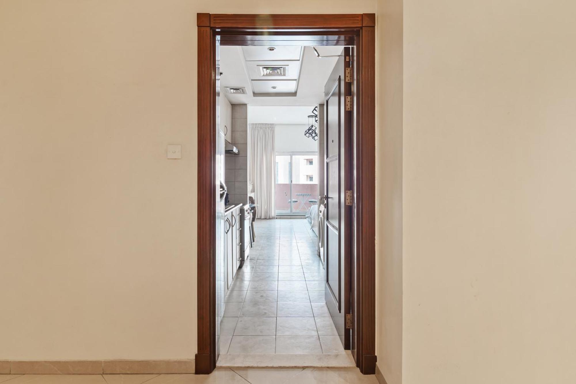 Urban Designer Apt - Family Friendly Apartment *