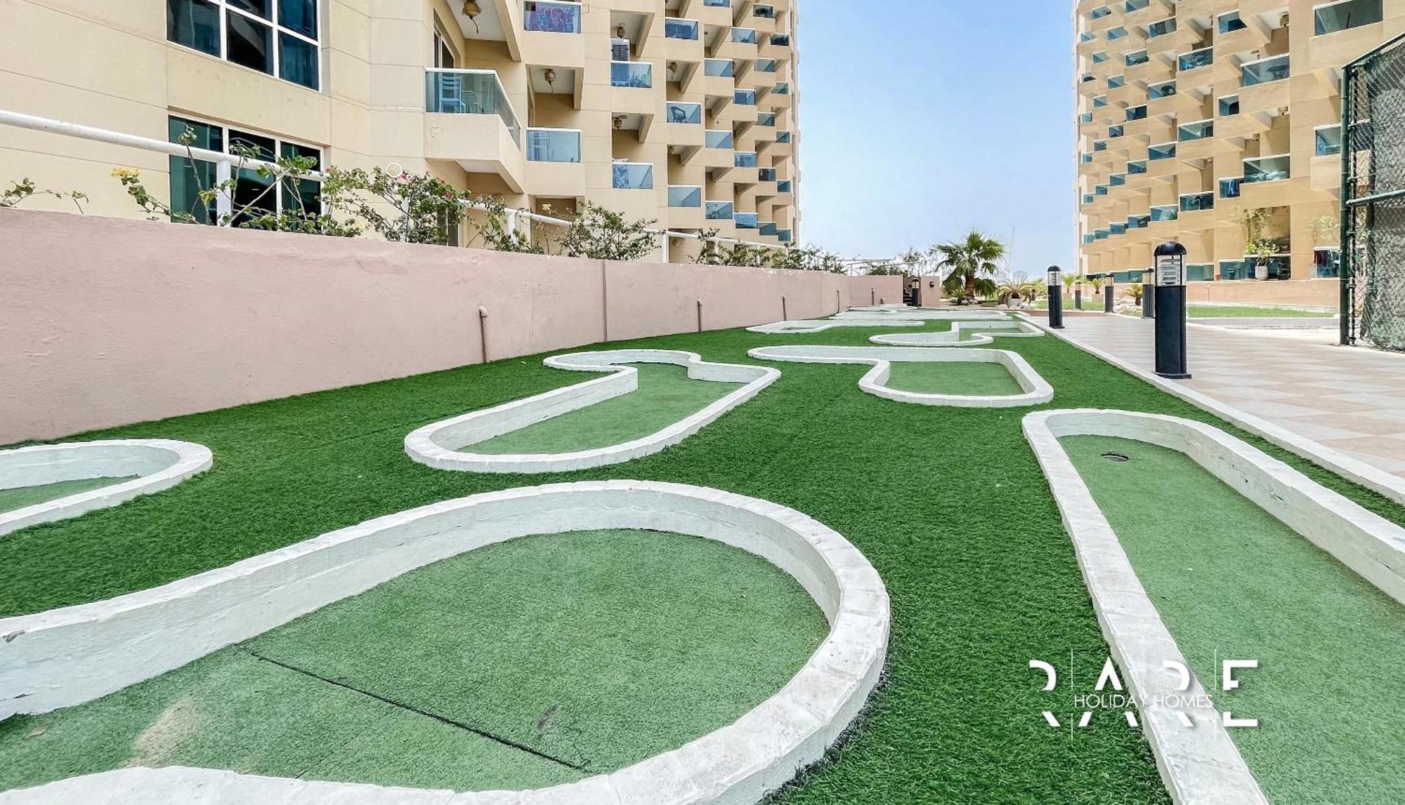 Apartment Rare Homes - The Crescent Tower - Impz - Production - R705 *