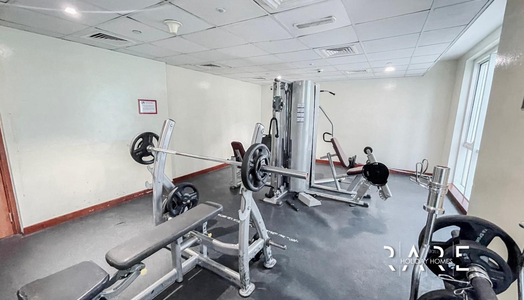 Rare Homes - View - The Crescent Tower - Production - R1611 Apartamento *