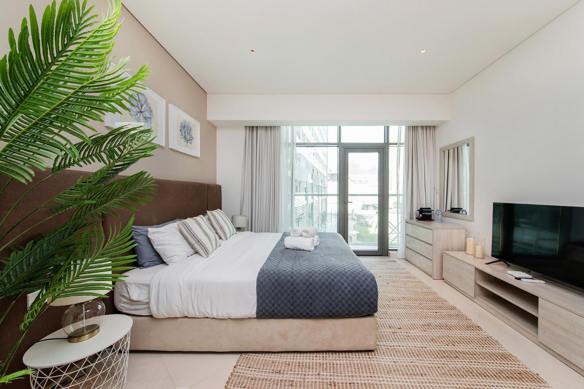 Modern And Cozy At Seven Palm Prime Location Apartment Dubai