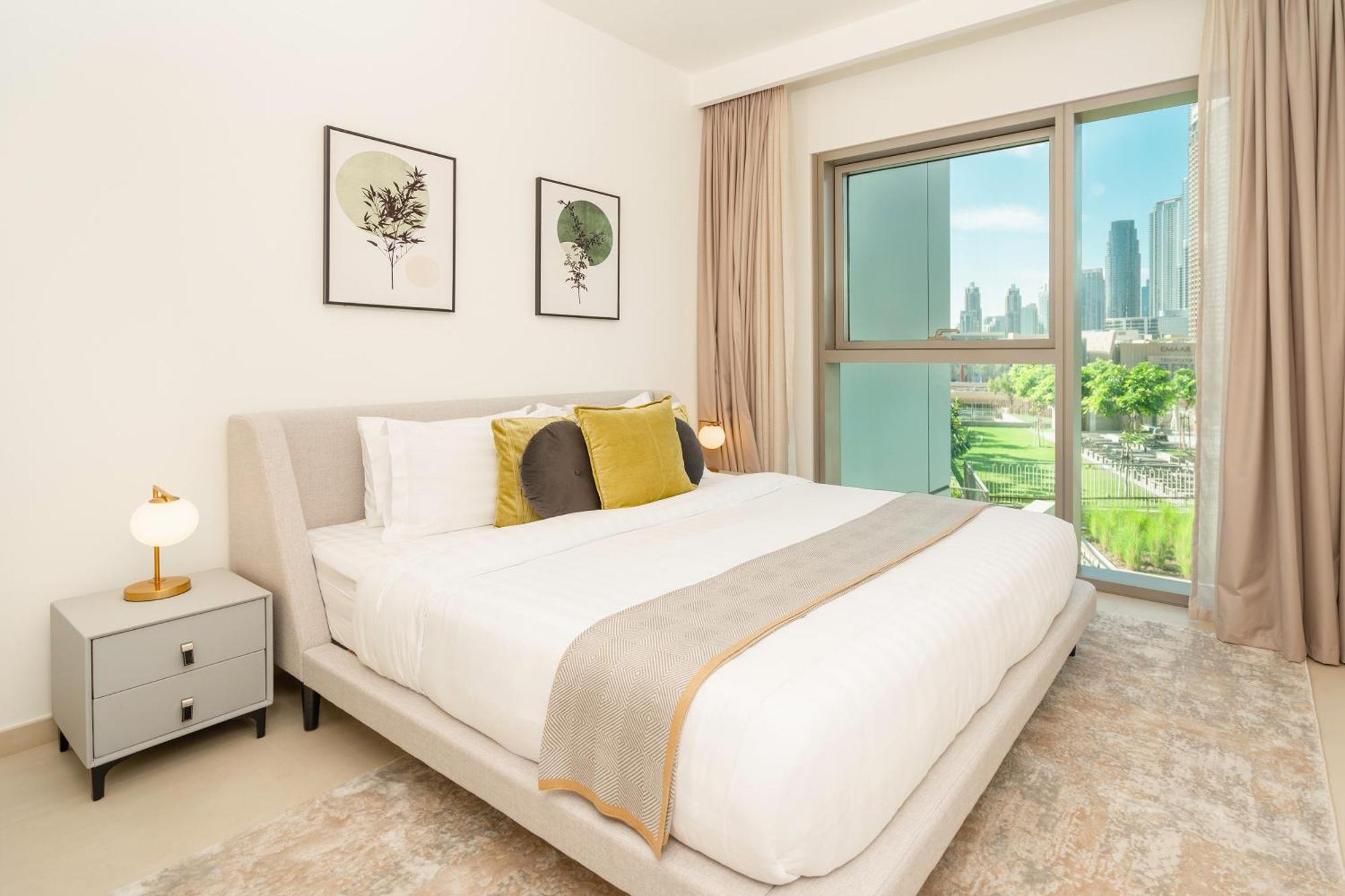 Prime Retreats @ Downtown Views By Emaar Dubai
