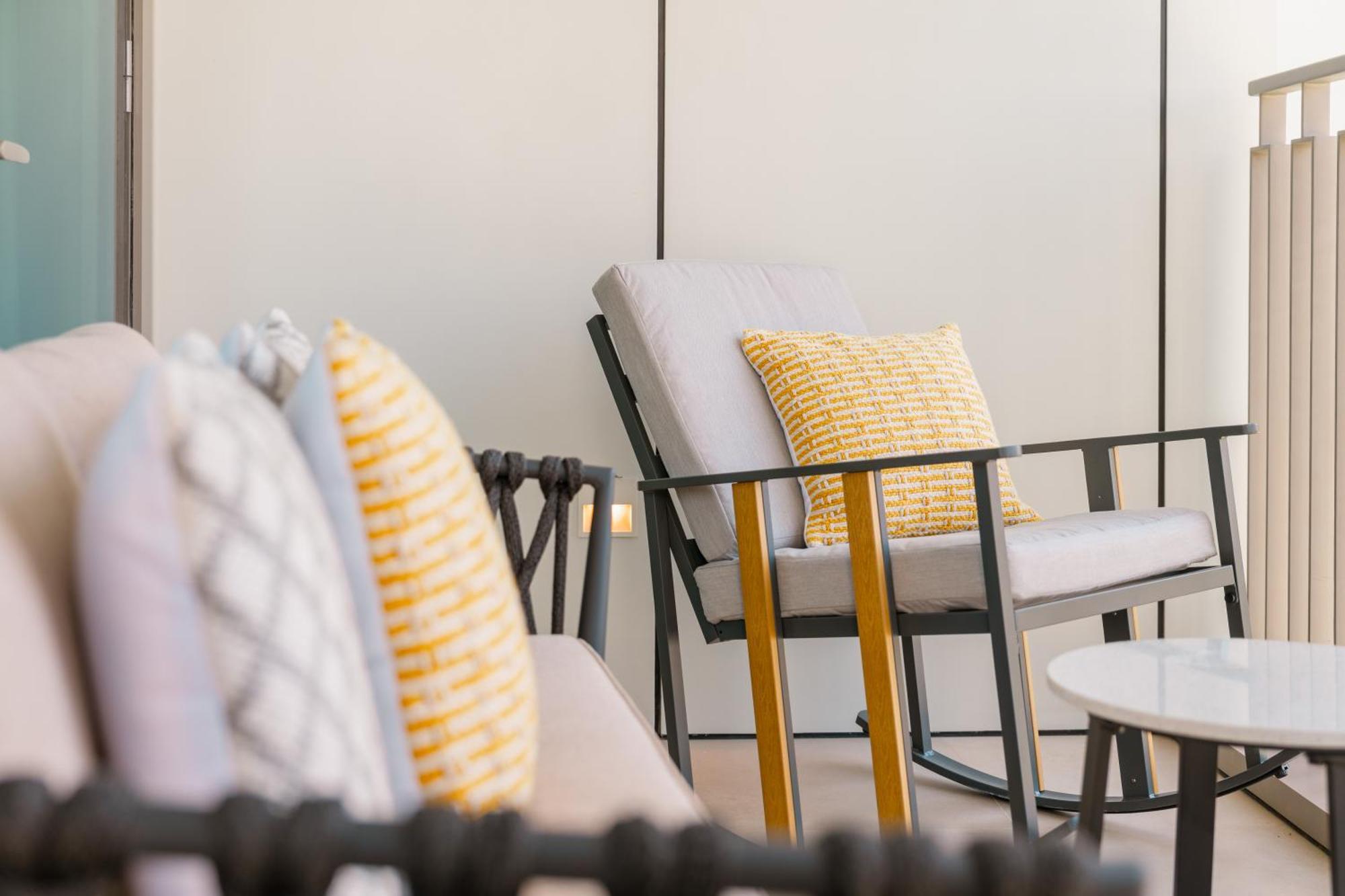 Prime Retreats @ Downtown Views By Emaar Dubai