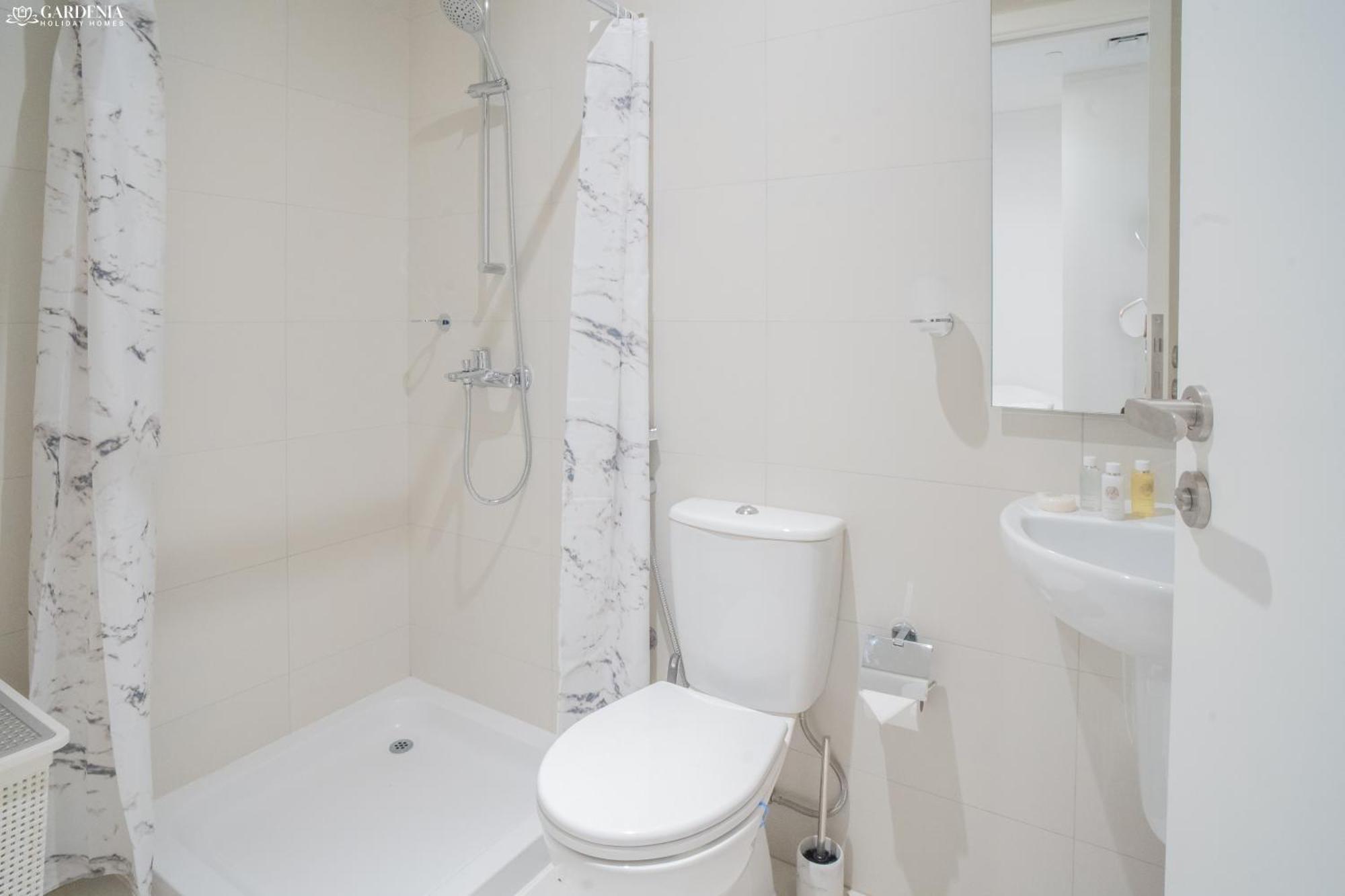 Jbr - Private Access Full Sea View At La-vie By Gardenia *
