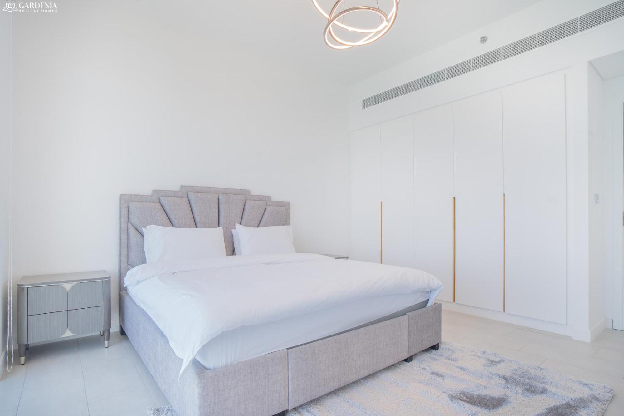 Apartment Jbr - Private Access Full Sea View At La-vie By Gardenia