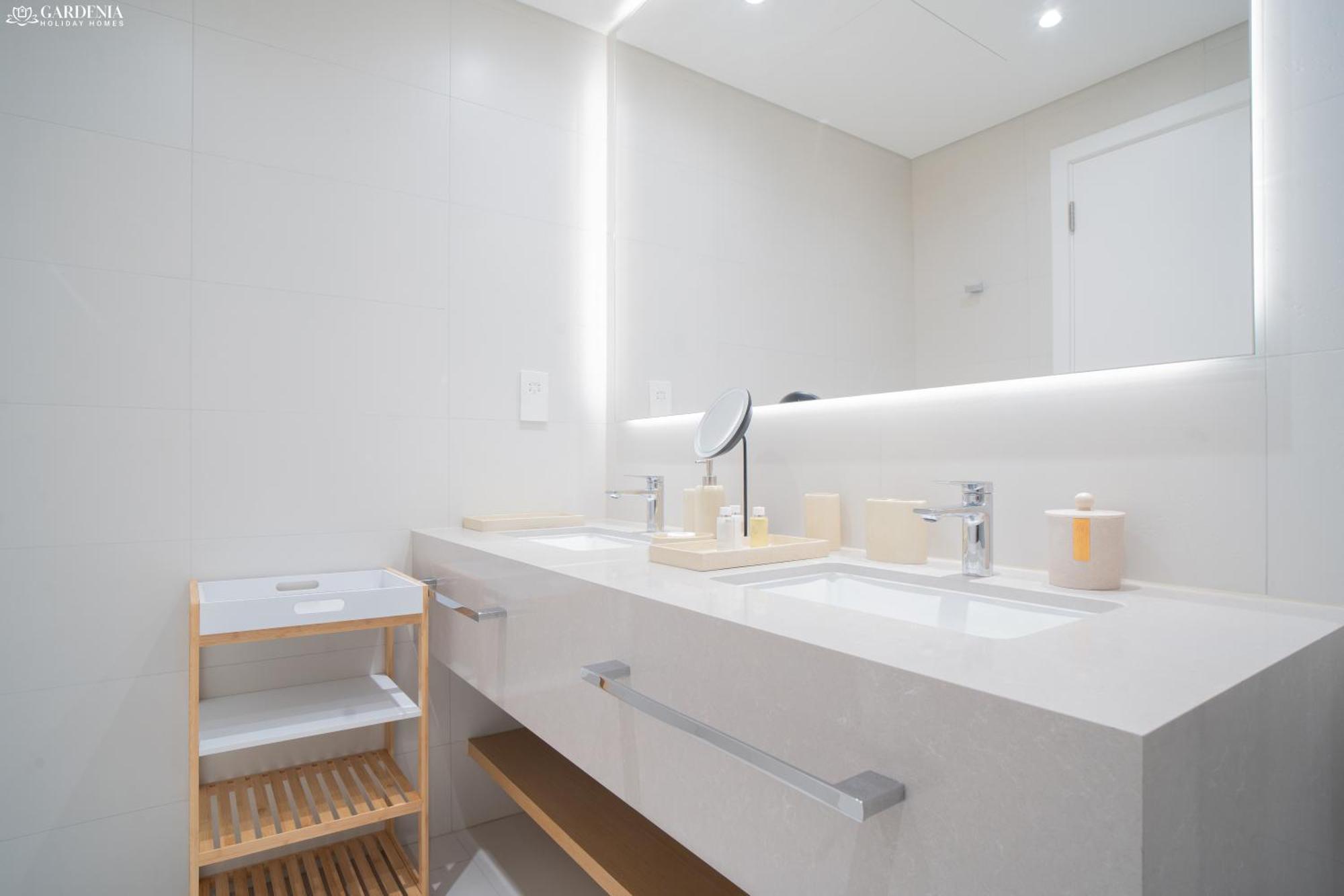 Jbr - Private Access Full Sea View At La-vie By Gardenia Apartment *