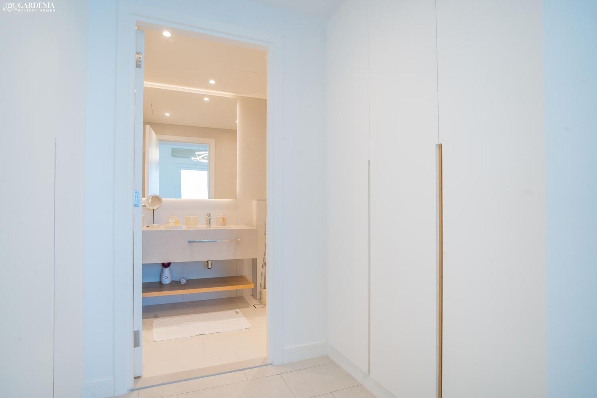 Apartment Jbr - Private Access Full Sea View At La-vie By Gardenia *