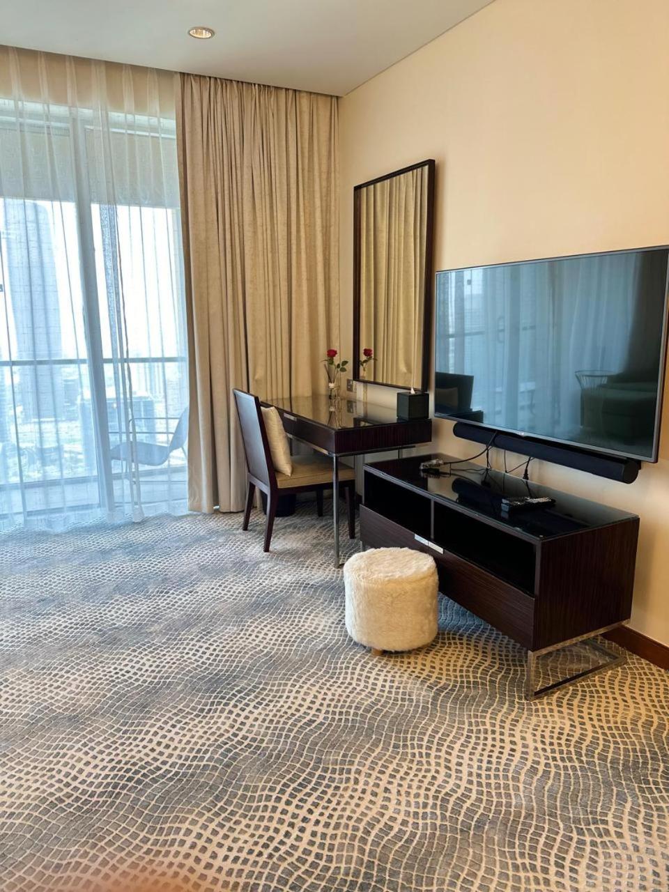 Mall Fashion Avenue Highest Floor Burj Khalifa View Residence- Formerly Address Mall *