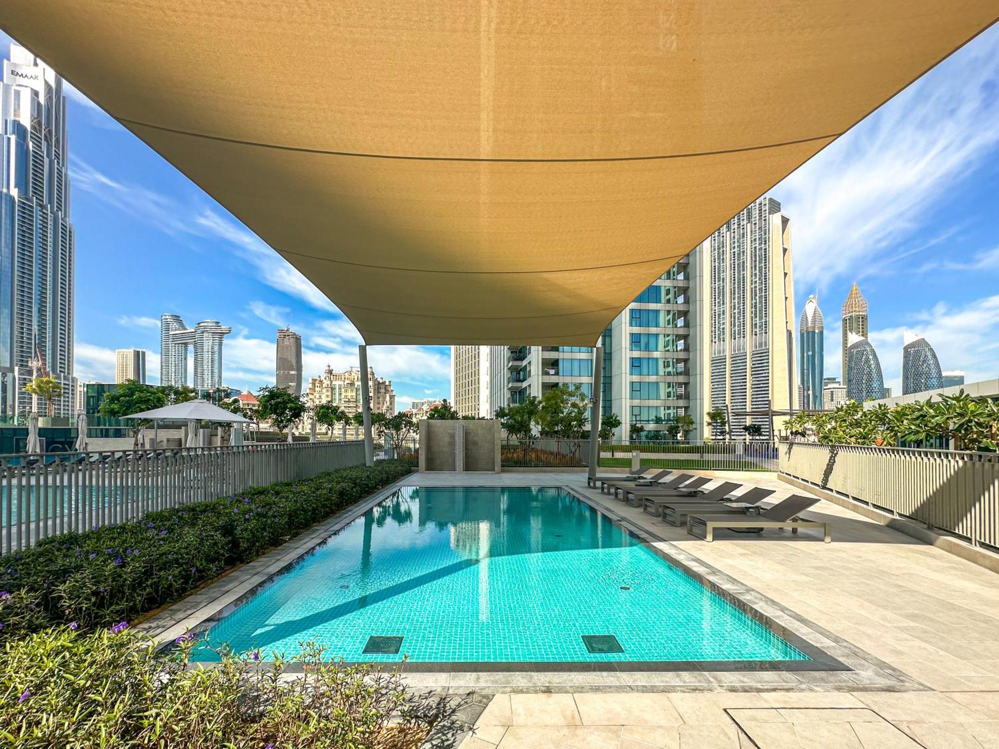Amazing Burj Khalifa Views With Mall Direct Connection In Downtown Apartment *