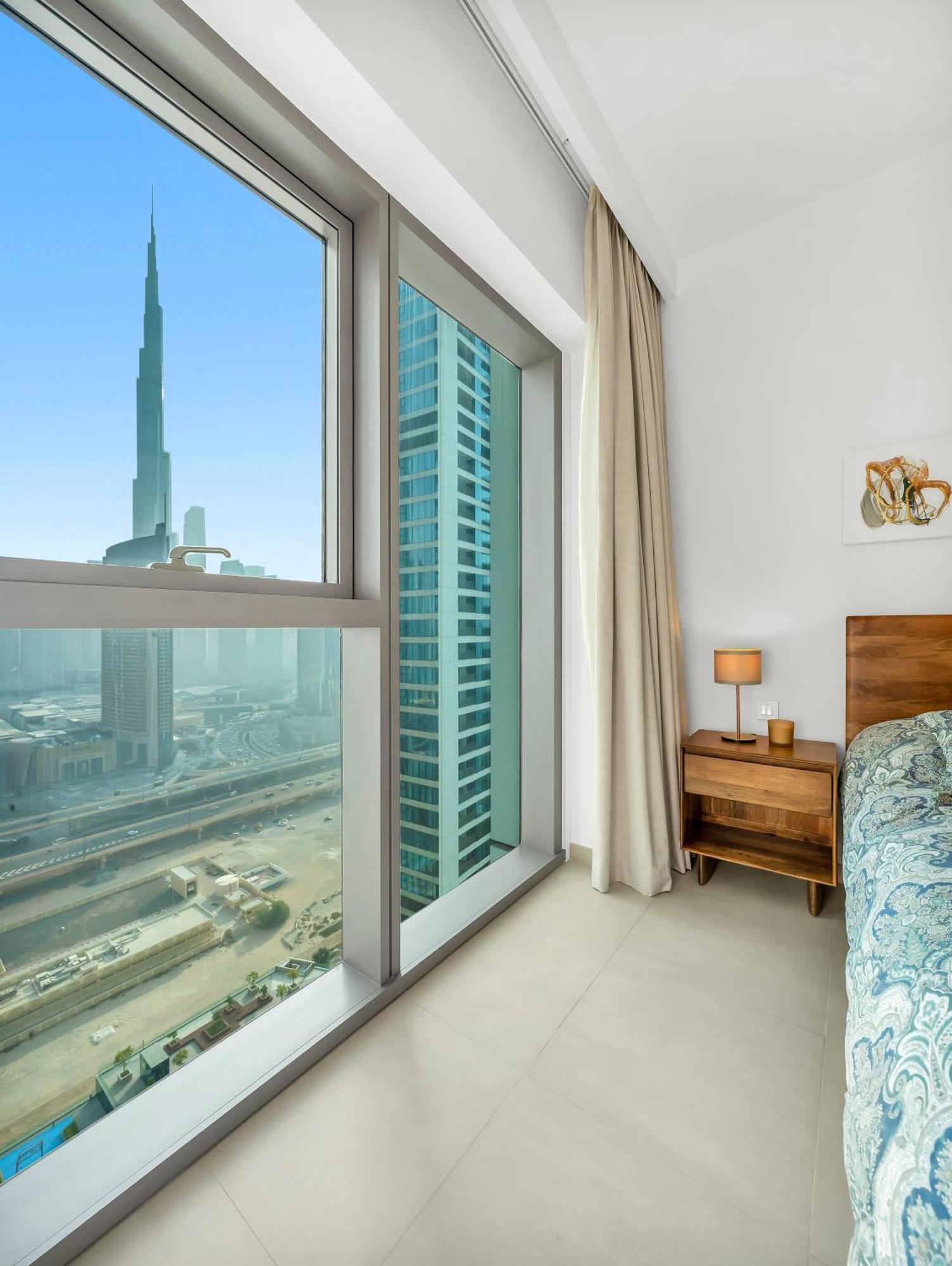 Luxury 2br, Burj And Fountain View, 2 Min Walk To Mall * Dubai