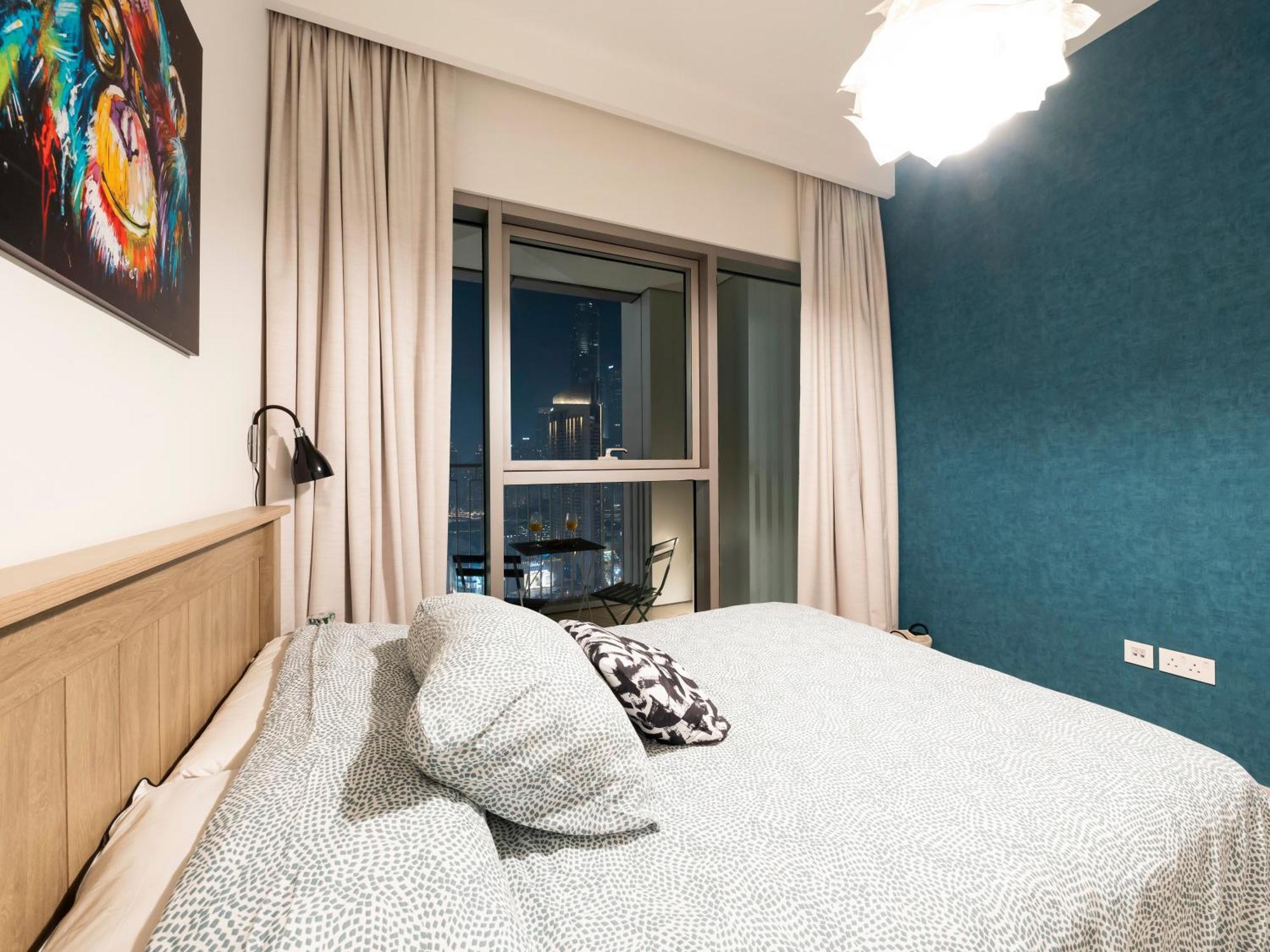 Luxury 2br, Burj And Fountain View, 2 Min Walk To Mall Dubai