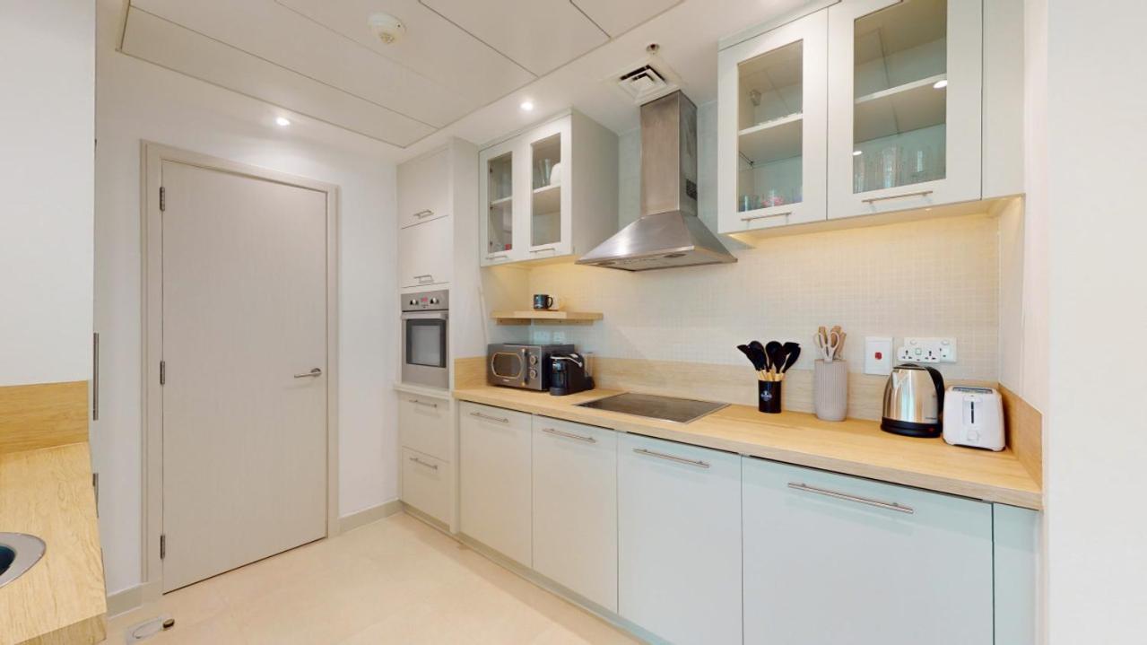 Attessa Tower - Vibrant One Bedroom In Marina Apartment