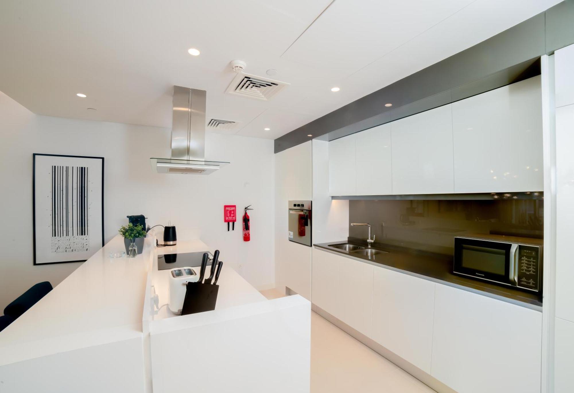 Bluewaters Residences 5 - Premium Unit With Full Sea View Apartment