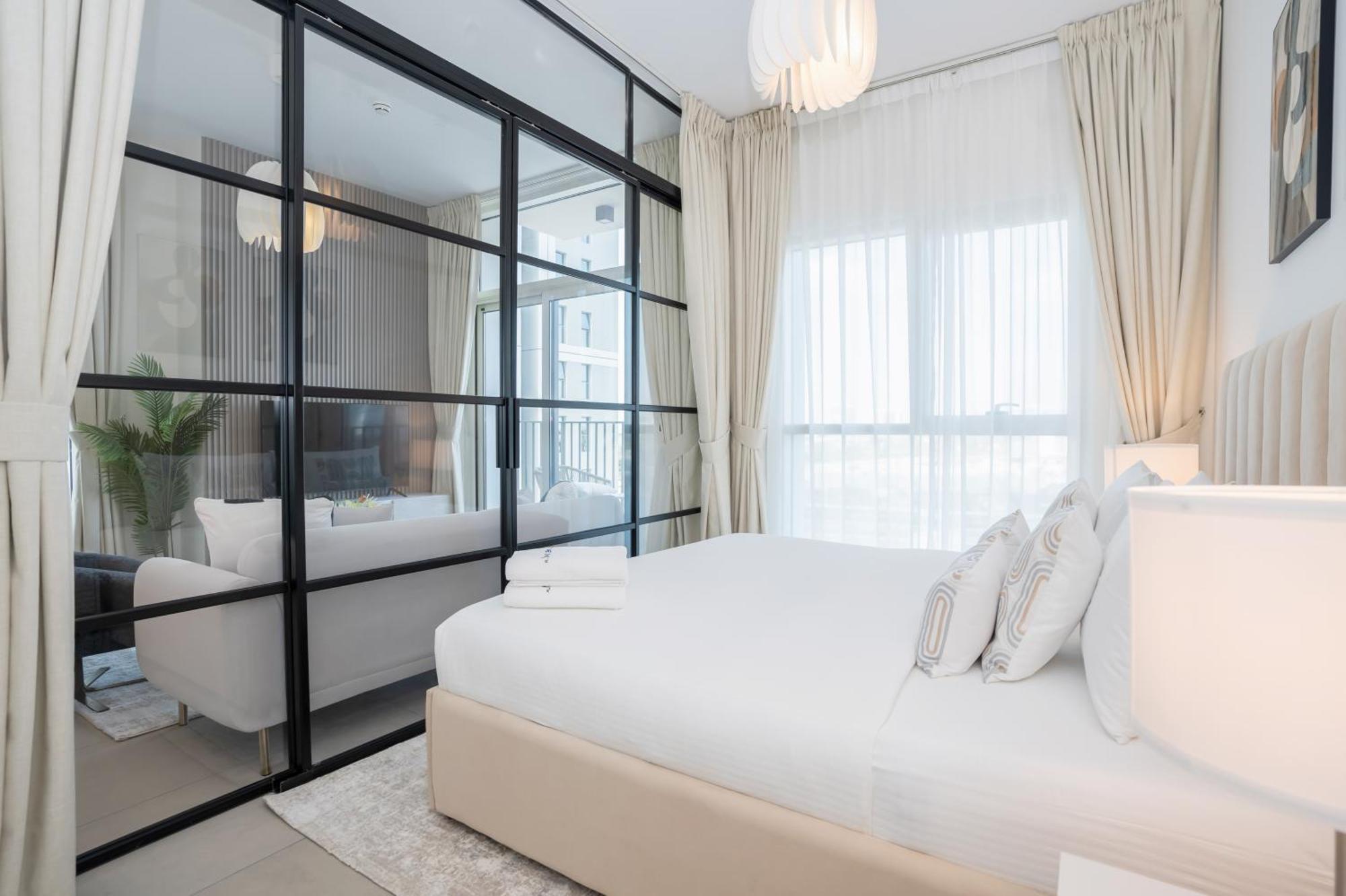Apartment Cozy 2br In Hills Dubai