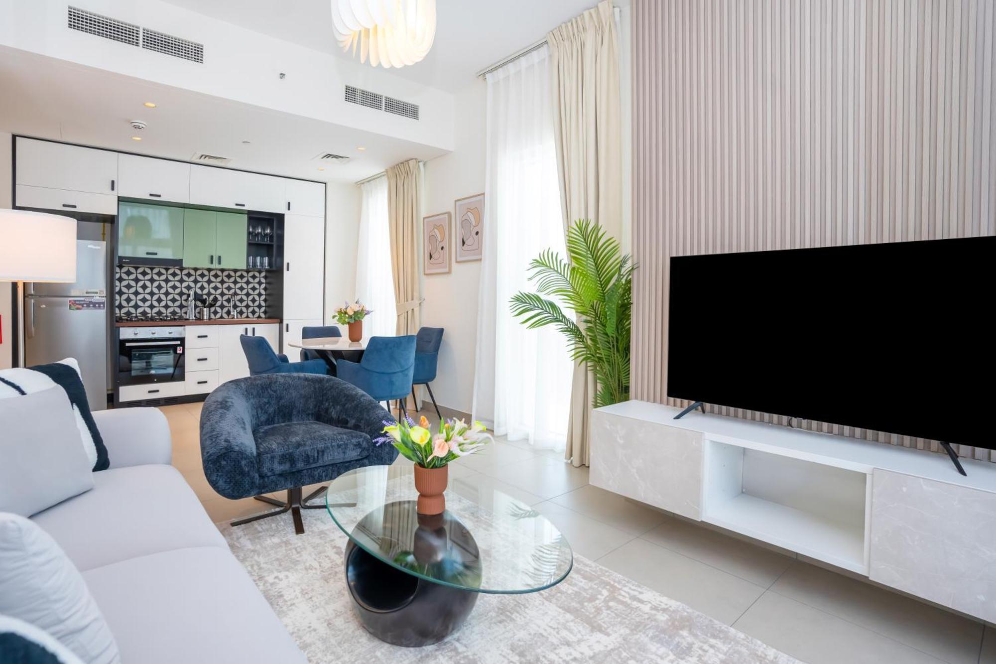Cozy 2br In Hills
