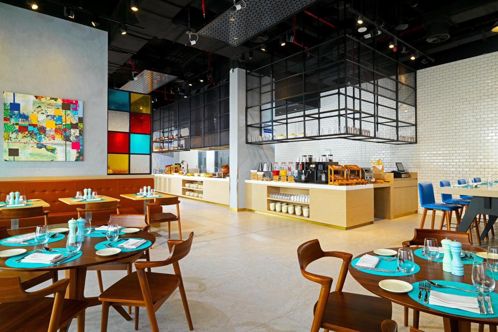 Aloft Palm Jumeirah 4*