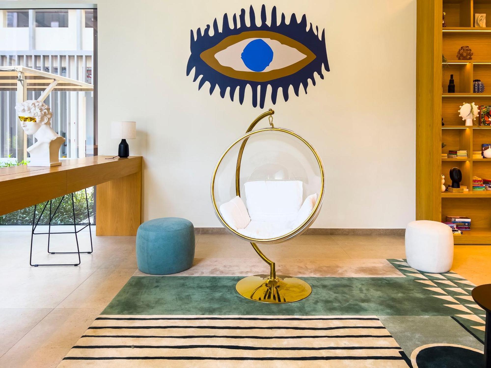 Socio Tower1 - Hills Modern Urban Retreat In The By Serenity Living Homes Apartment *