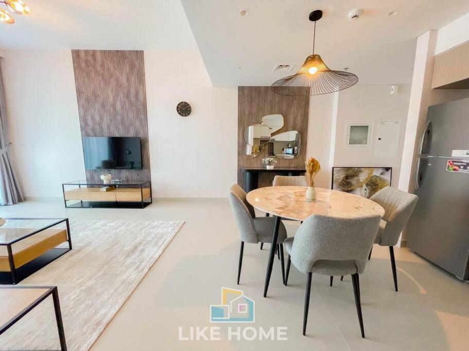 Like - 4203 The Ultimate Living At The Grand Apartment *