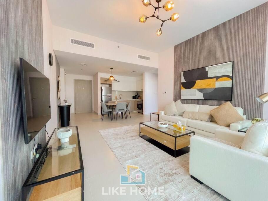 Like - 4203 The Ultimate Living At The Grand * Dubai