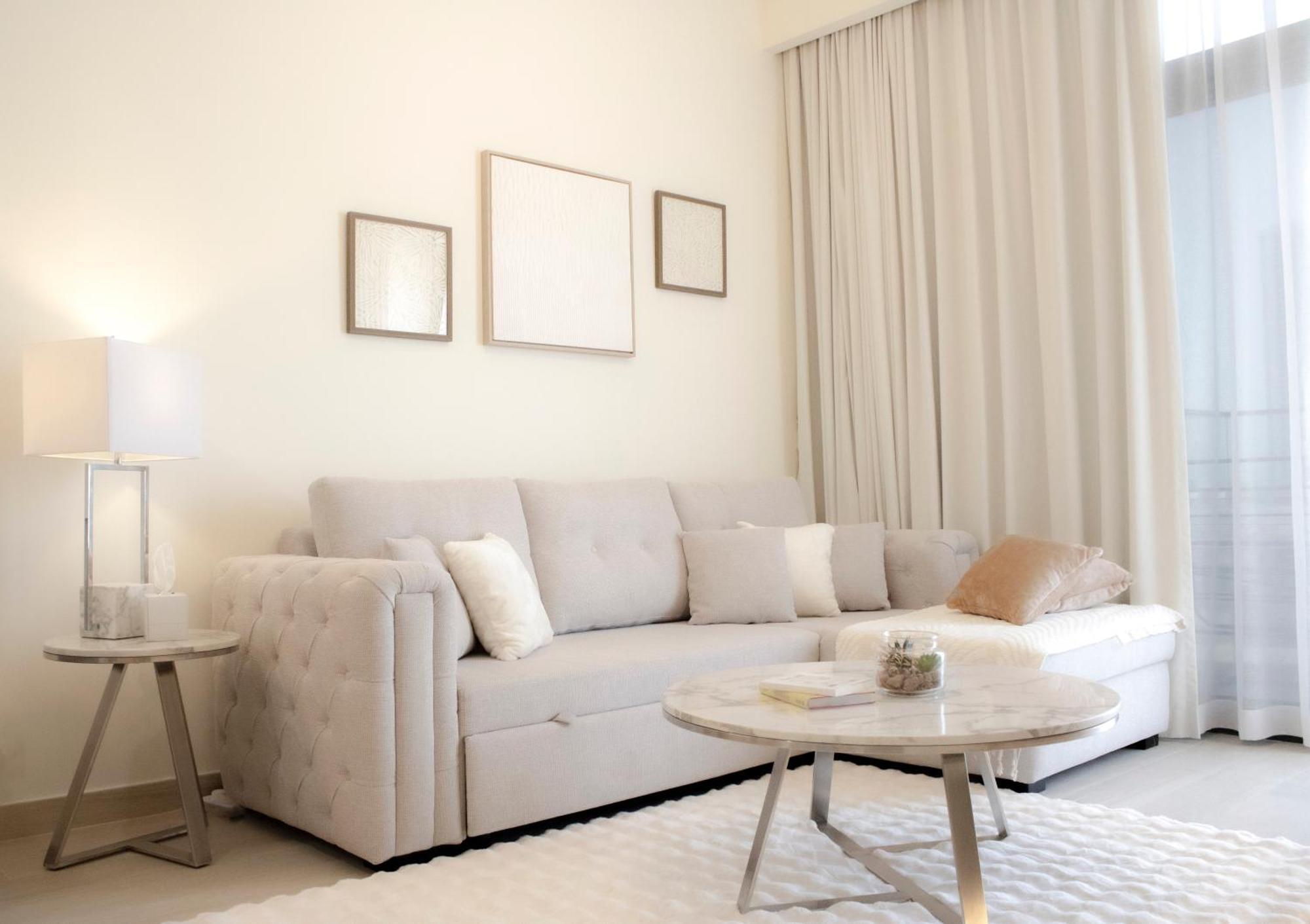 Modern 2br Near Downtown Sleeps 6 Pool And Gym Apartment