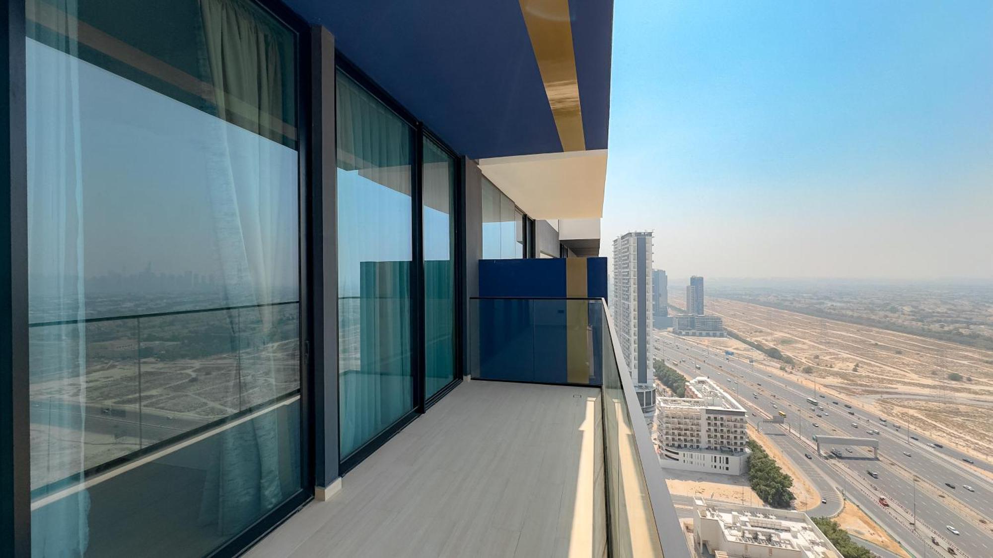 Apartment Binghatti Corner