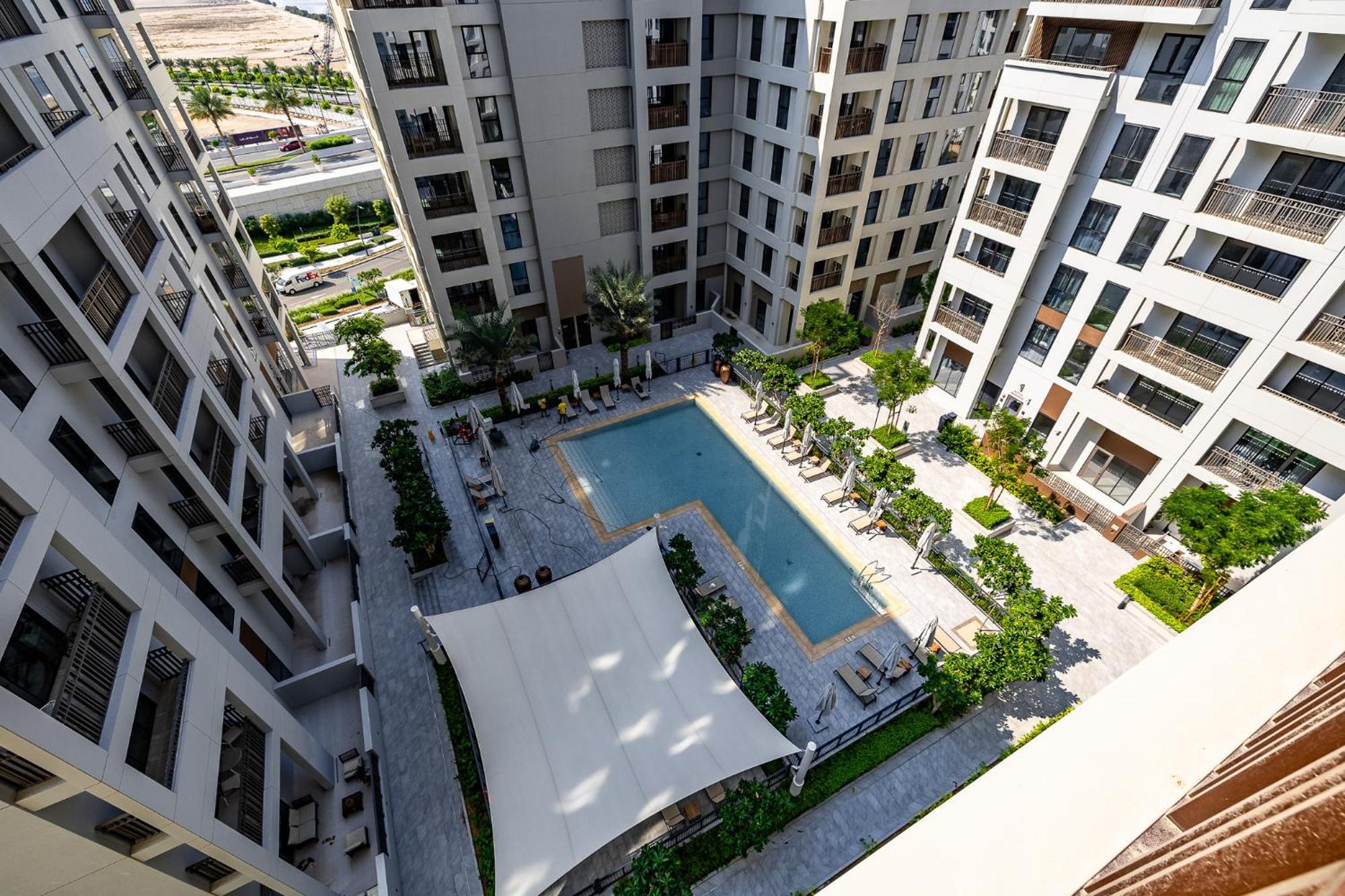 Daire Exquisite 1Bdr Apartment In Creek With Pool View *