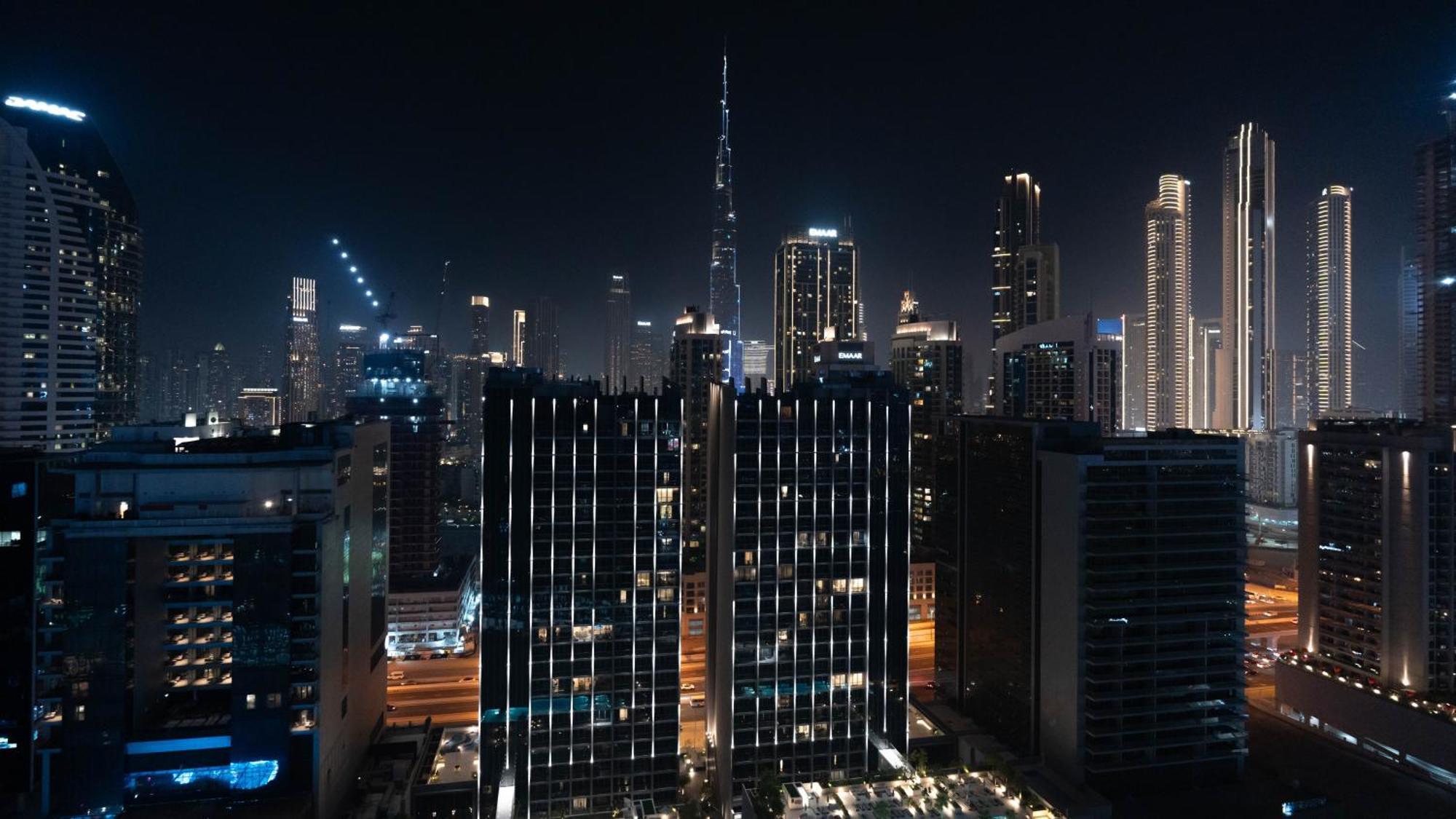 Apartment Luxury 2br With Burj View Gym & Pool Dubai