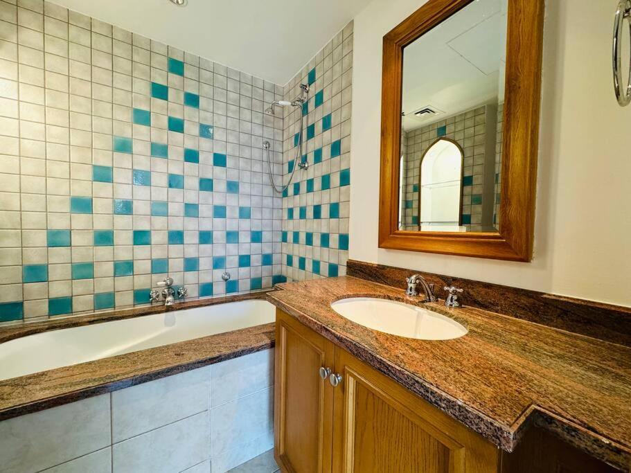 Burj Khalifa Downtown Luxury 2 Bed Close To Mall *