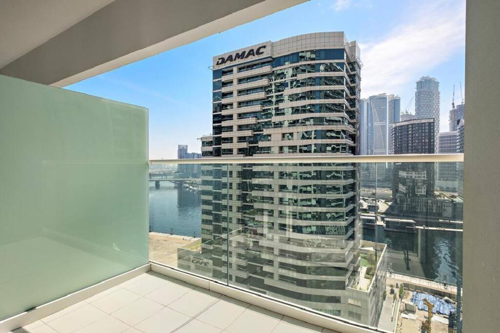 Stunning 1bhk With A Canal View