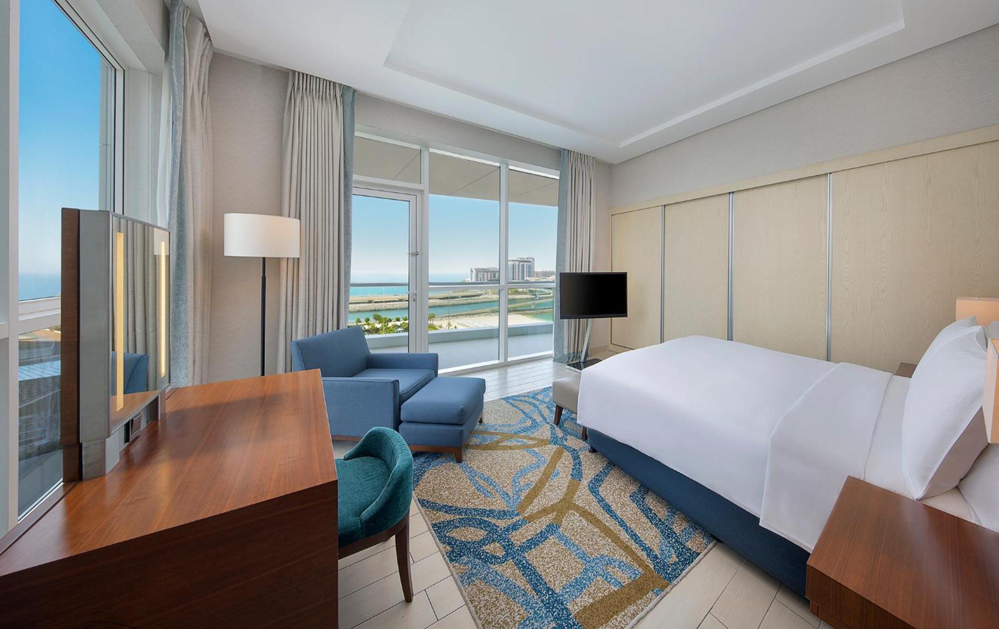 Doubletree By Hilton Jumeirah Beach 4*