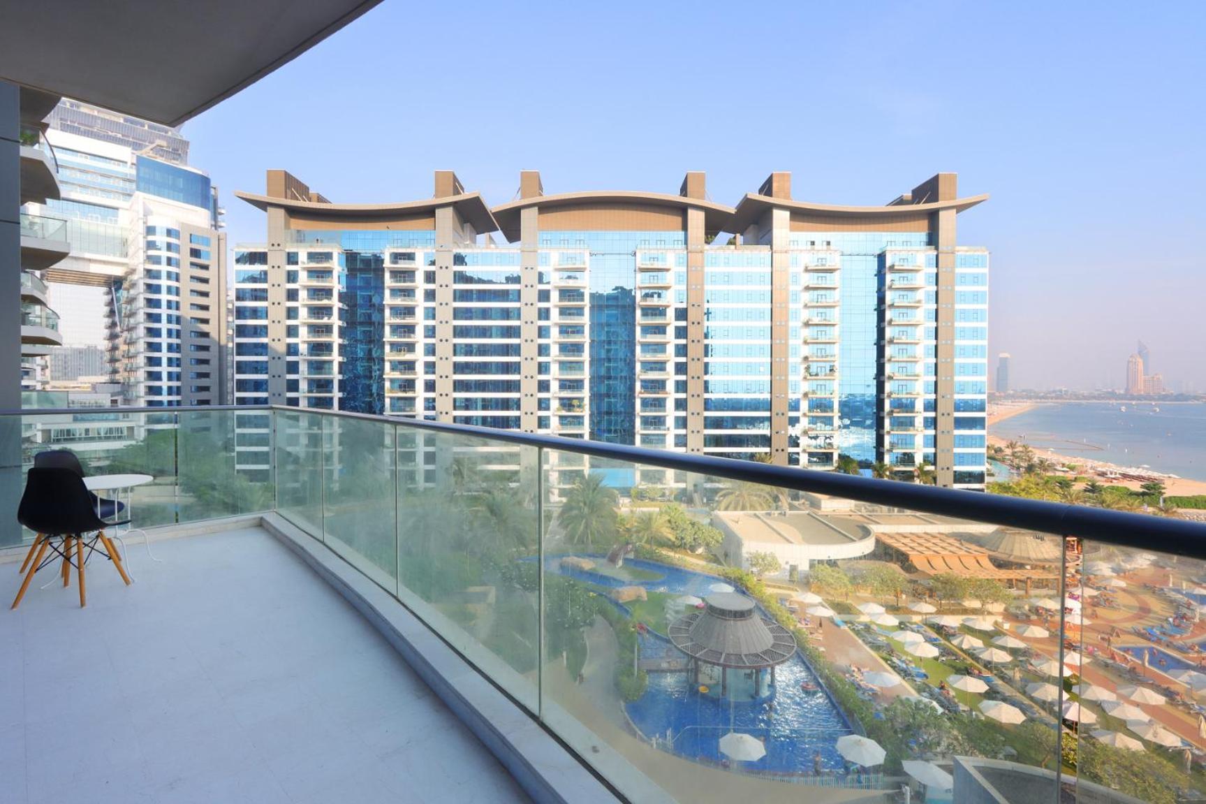 Apartment Livbnb - 1br With Sea View & Access Dubai