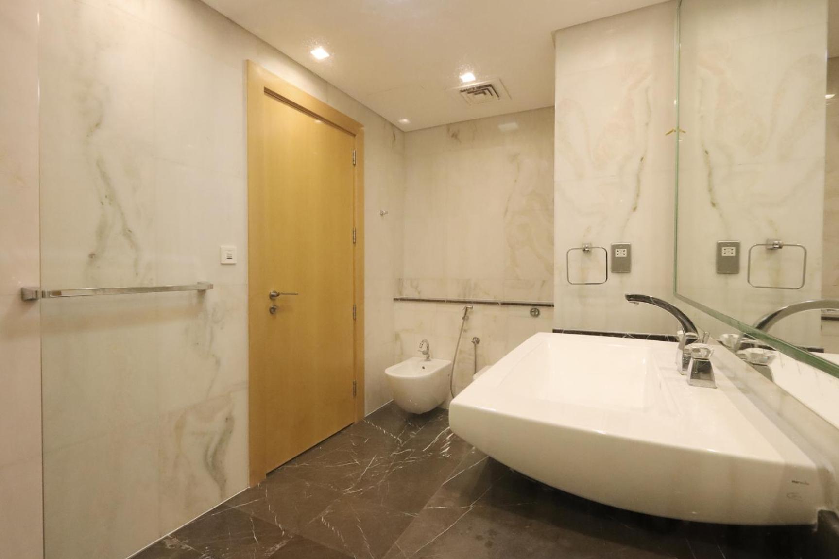 Livbnb - 1br With Sea View & Access * Dubai