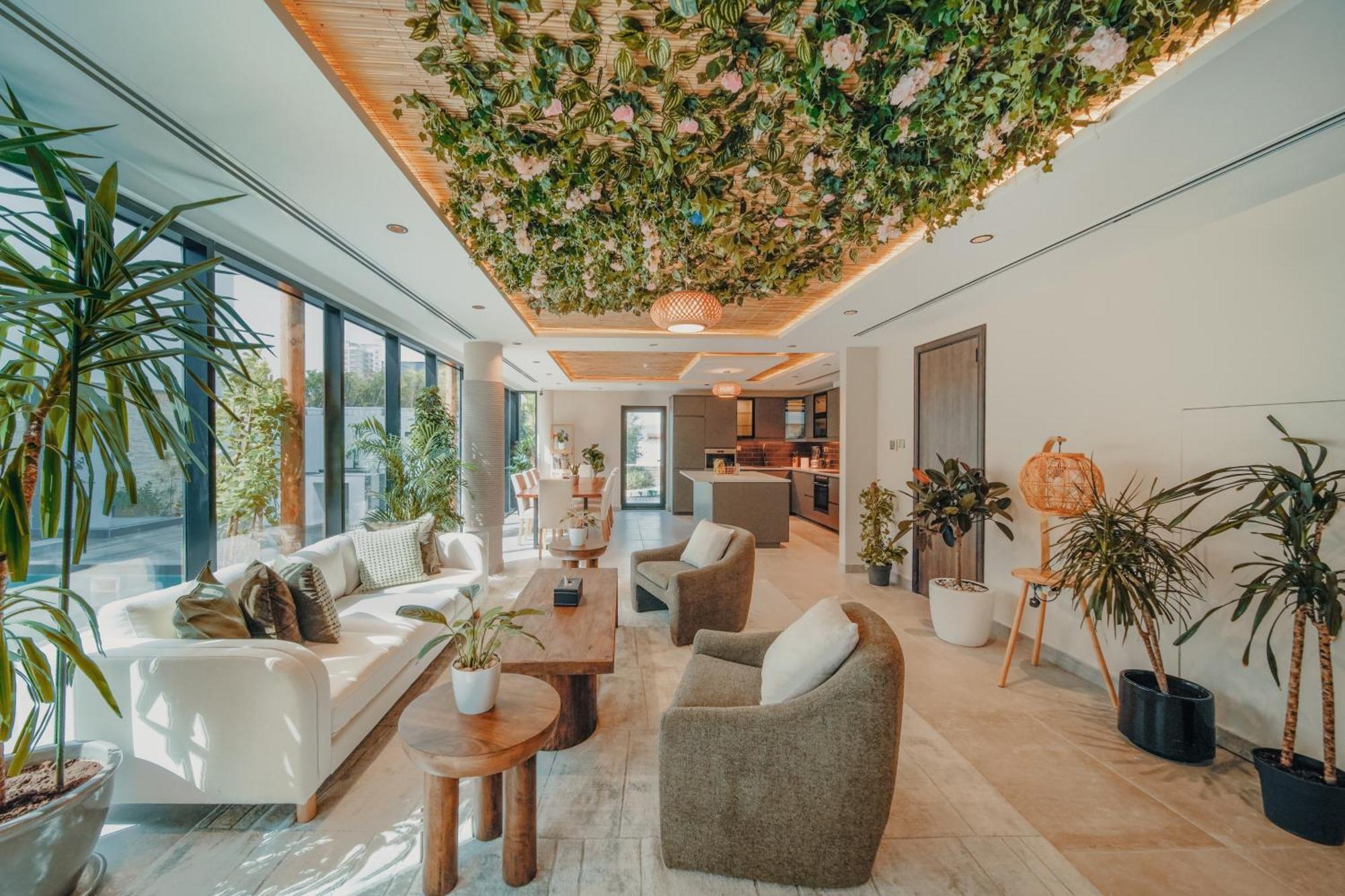 Nas House Private Hotel 4*