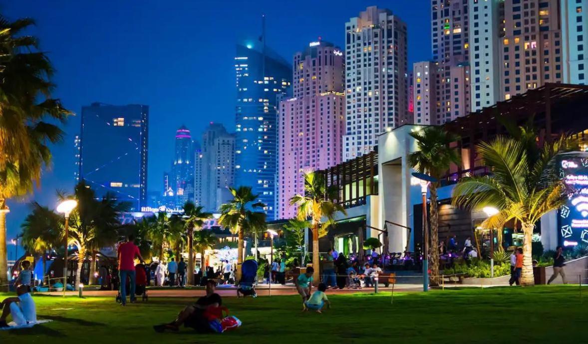 Jumeirah Beach View Premium * Dubai