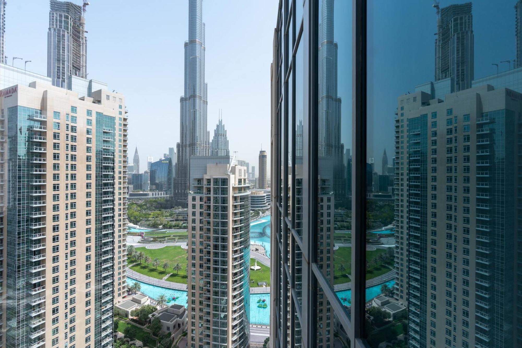 Amazing Views & Location Downtown 1 Br Dubai