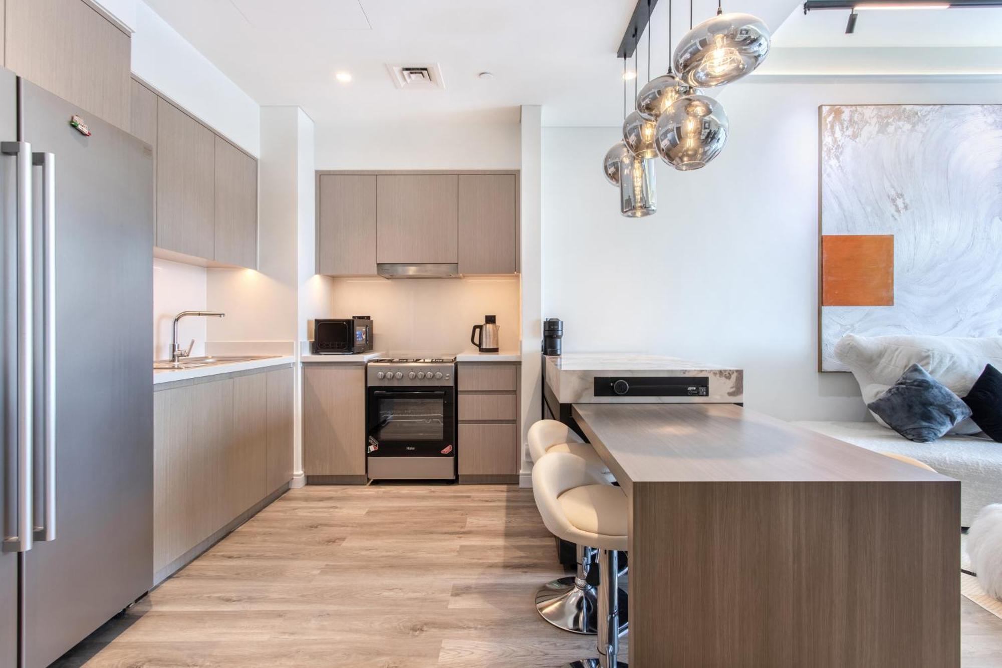 Apartment Iconic Burj Khalifa 2 Bedroom Downtown By Gua Gua Holiday *