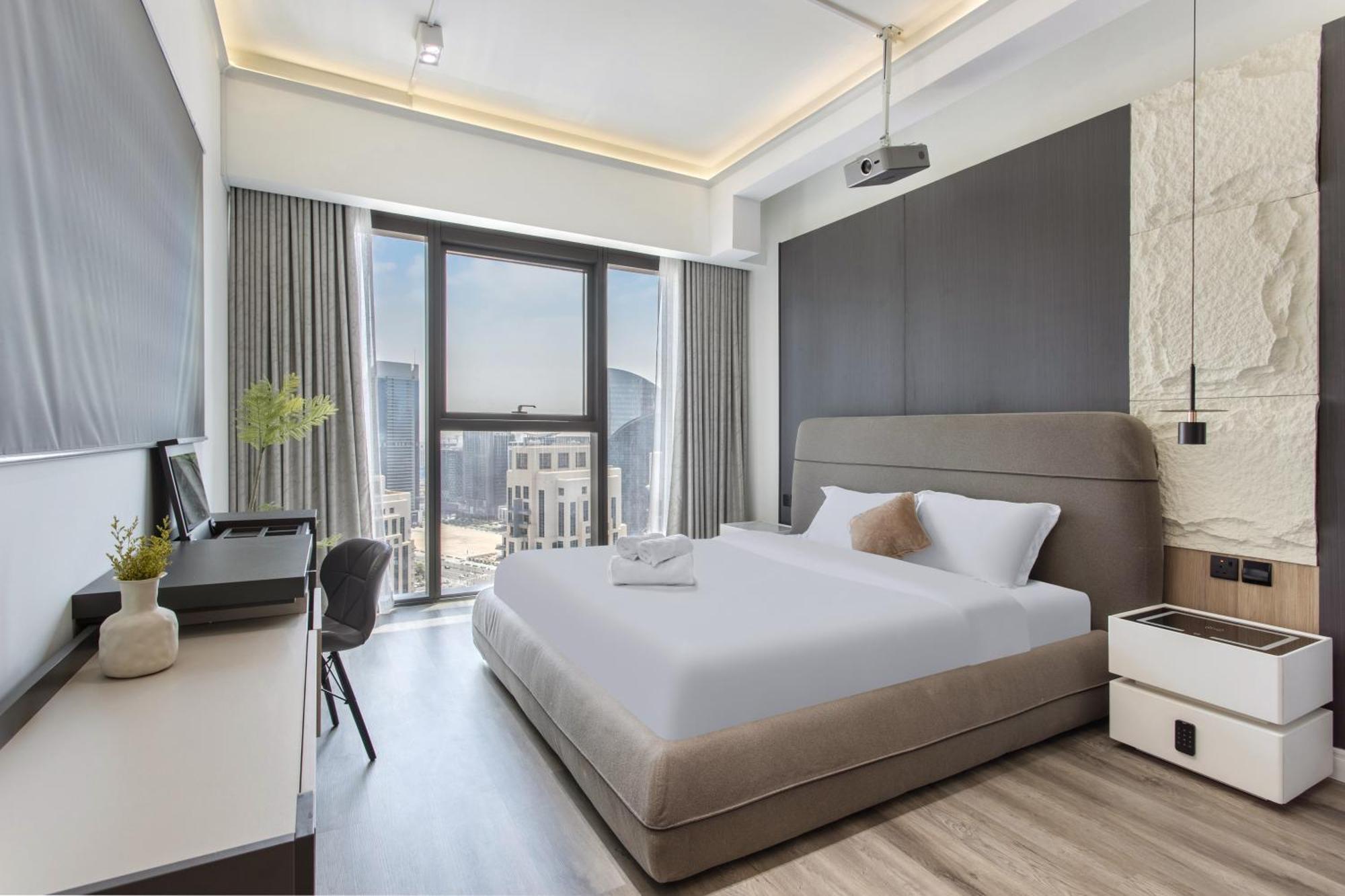 Apartment Iconic Burj Khalifa 2 Bedroom Downtown By Gua Gua Holiday Dubai