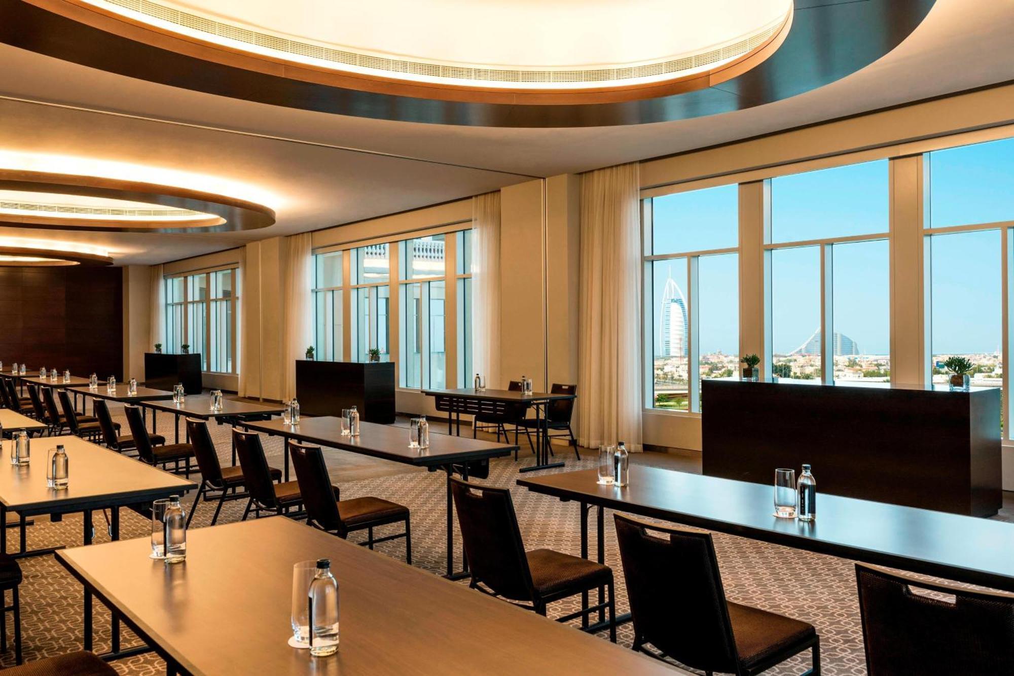 Hotel Sheraton Mall Of The Emirates Hotel, Dubai