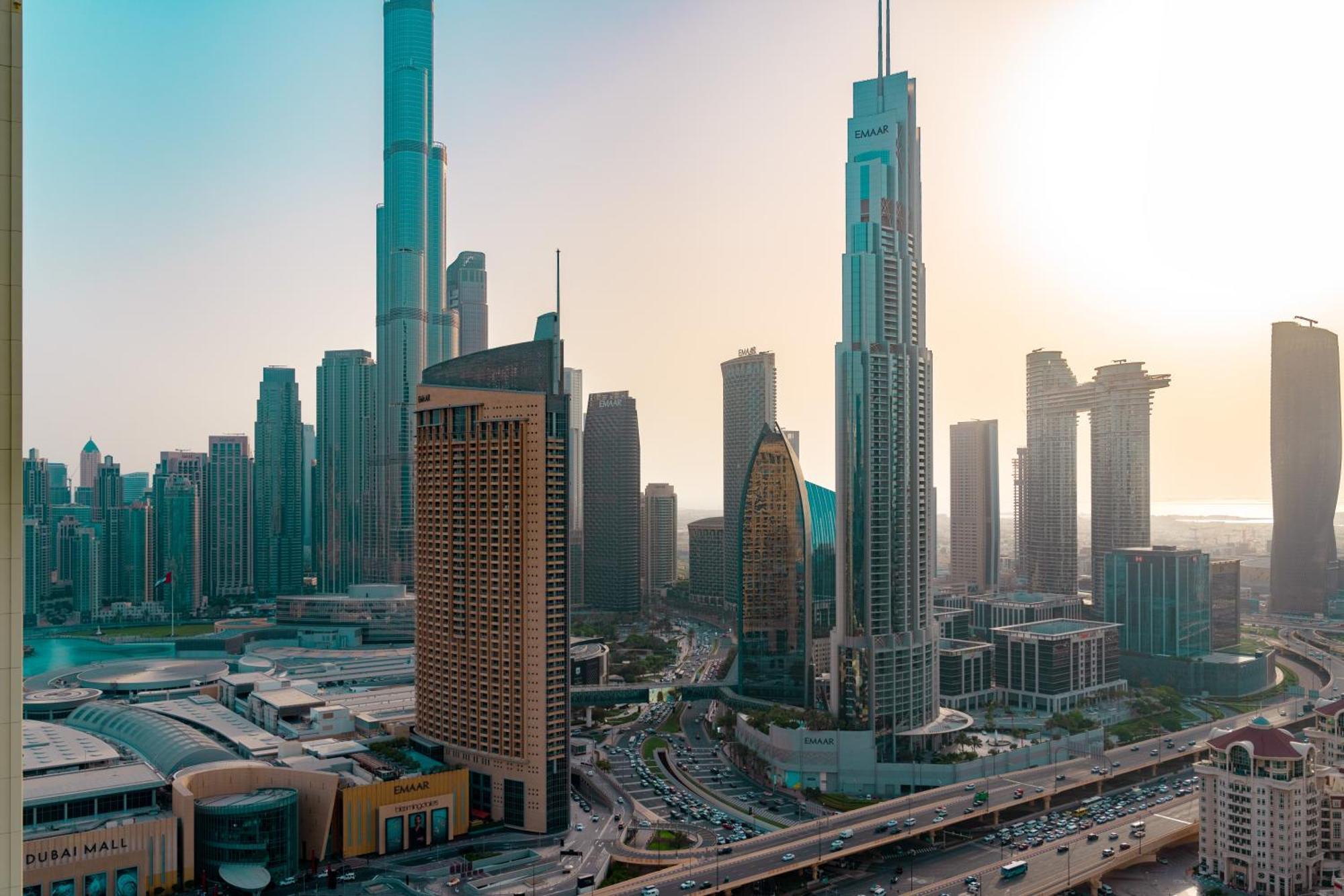 Prime Retreats @ Downtown Views By Emaar *