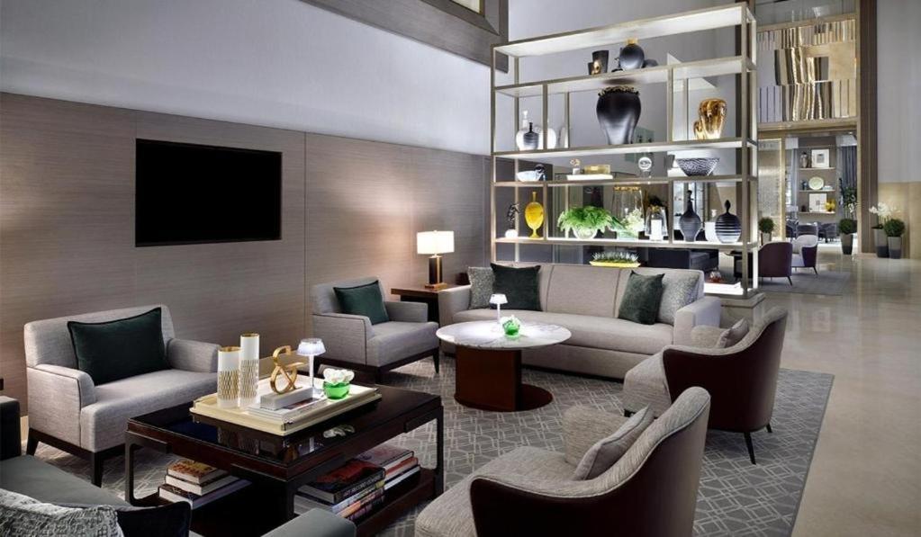 Creston Mall Residences