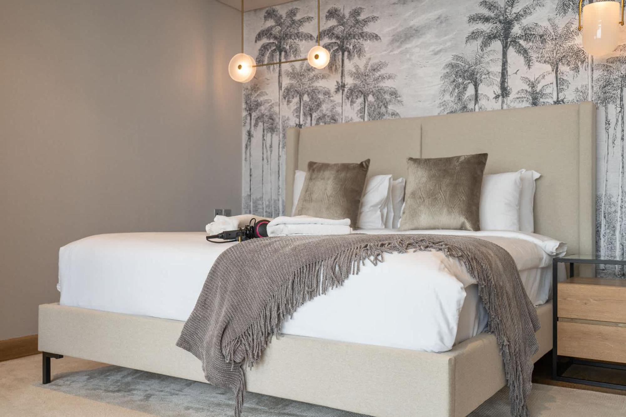 Daire Stylish With Impressive Decor And Furniture At Sky Garden! Dubai