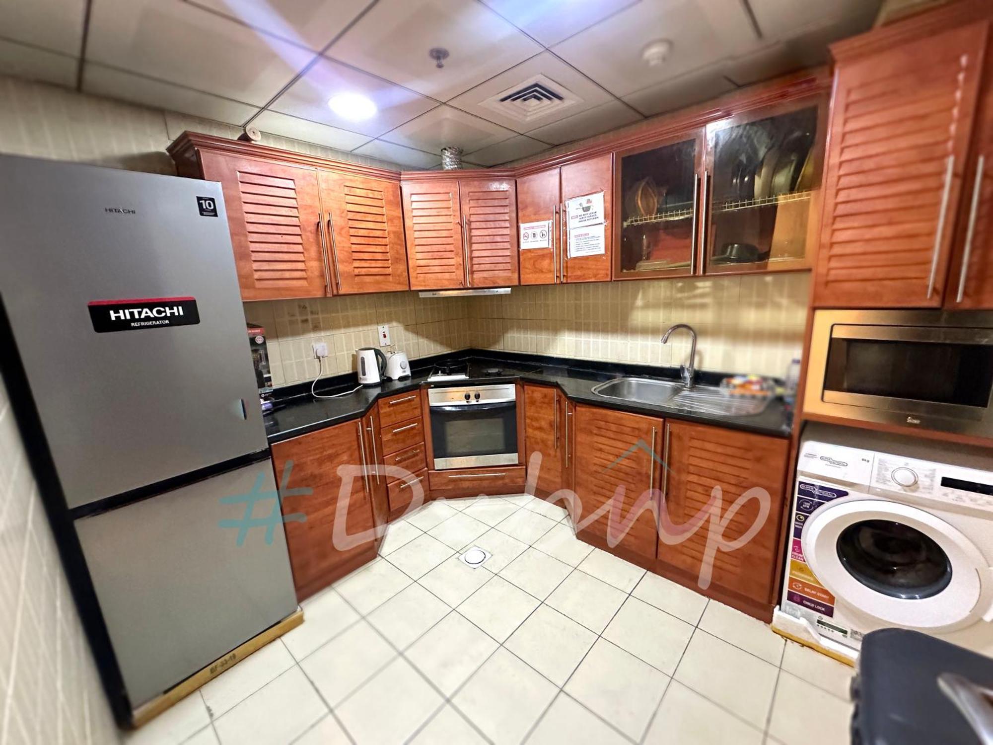 Homestay Canvas Partition In Barsha Heights Near Metro