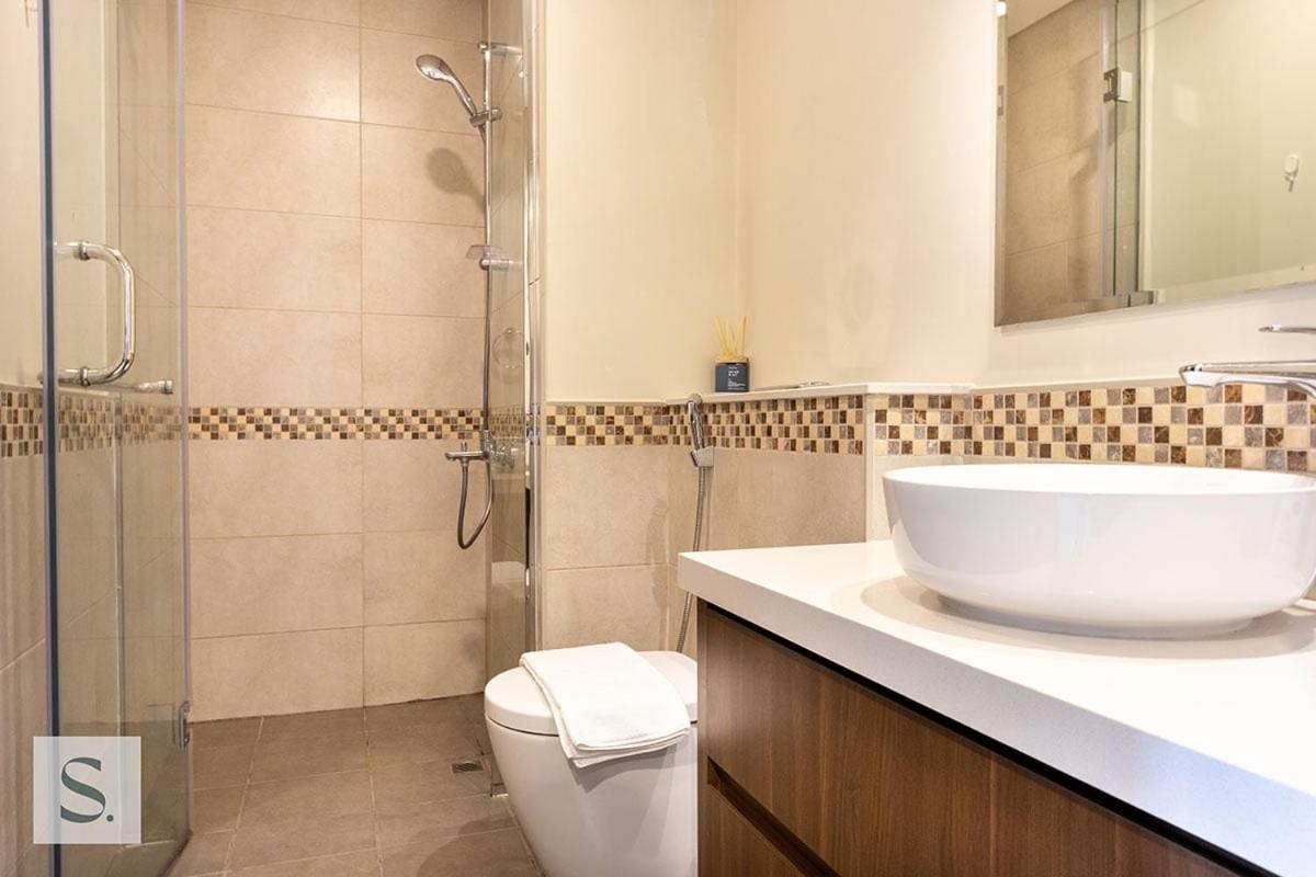 Aws Homes - Lux Gateaway Near Mall