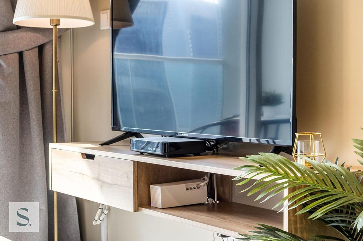 Apartment Aws Homes - Lux Gateaway Near Mall