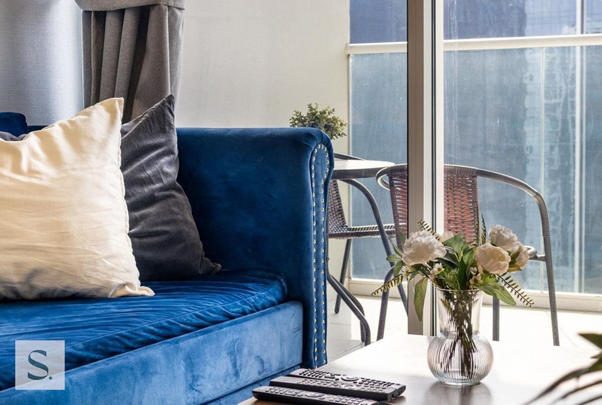 Aws Homes - Lux Gateaway Near Mall Apartment Dubai