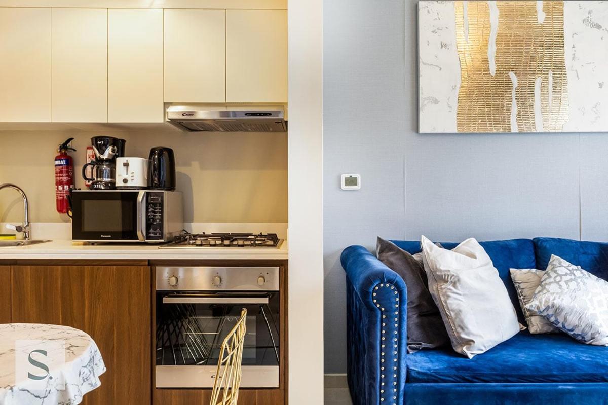 Aws Homes - Lux Gateaway Near Mall *