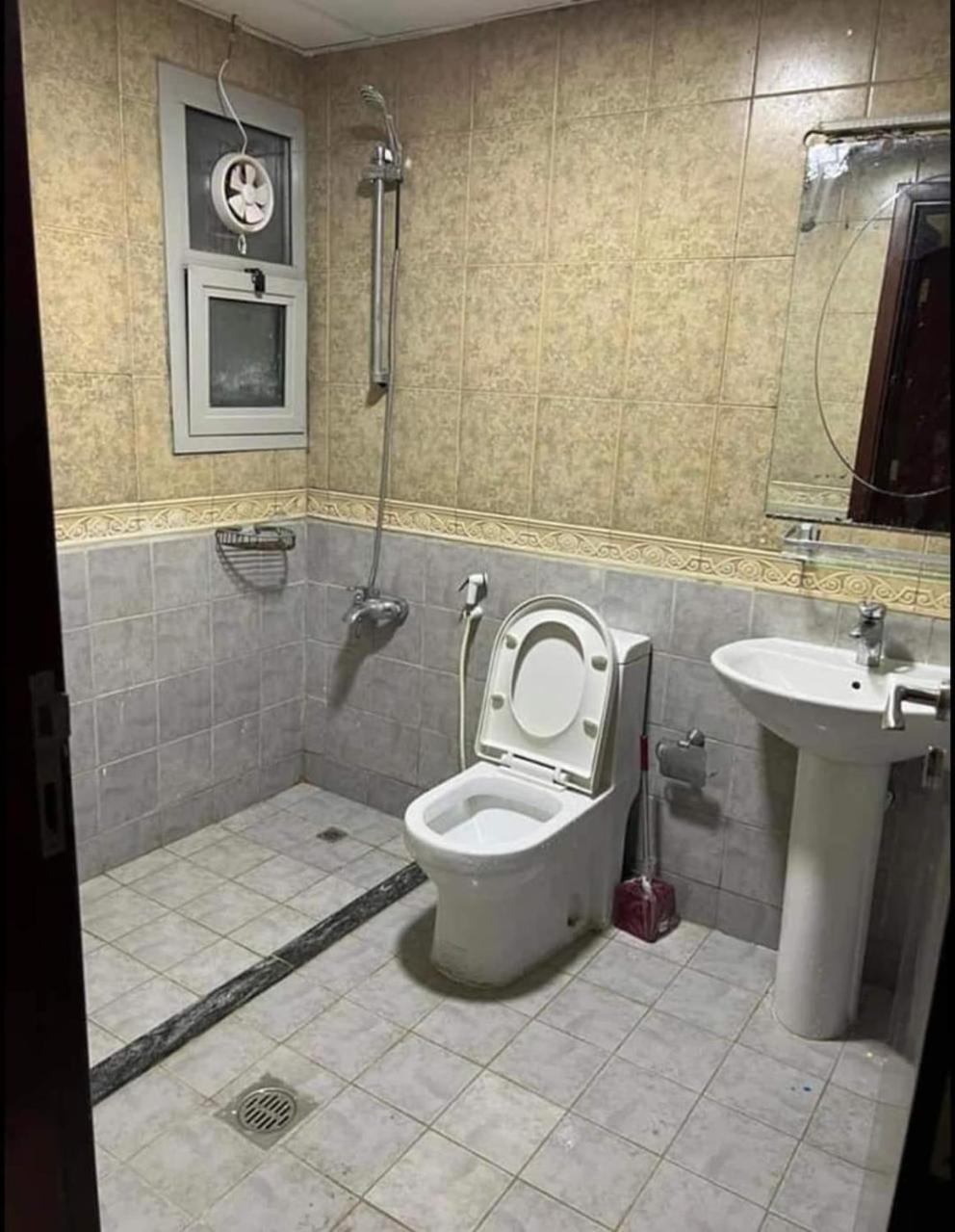 Parition In Apartamento *