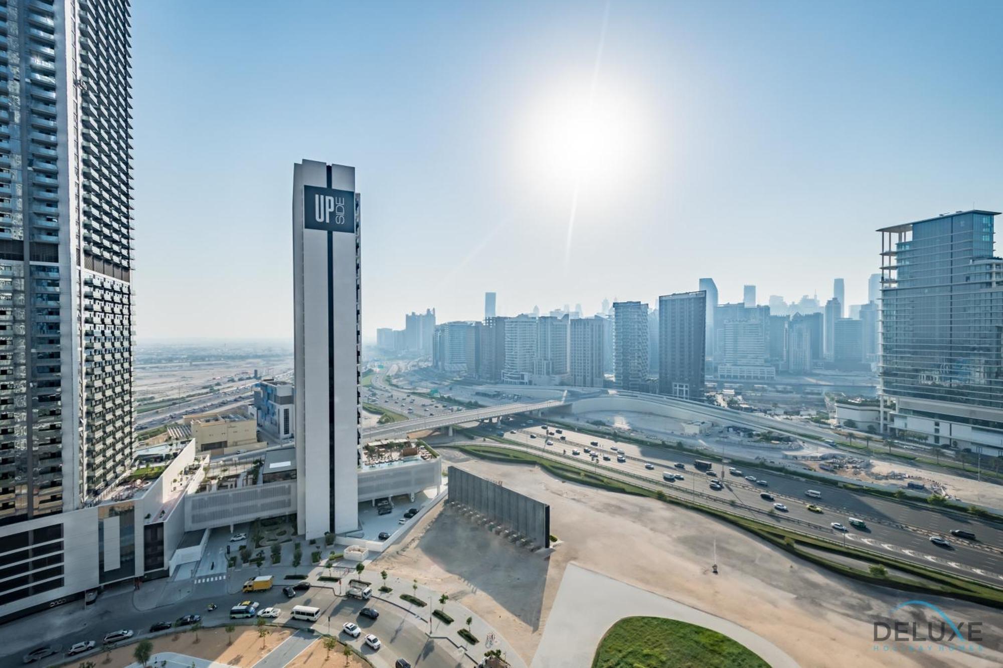 Stylish 1br In Damac Towers By Paramount B, Business Bay By Deluxe Homes Daire