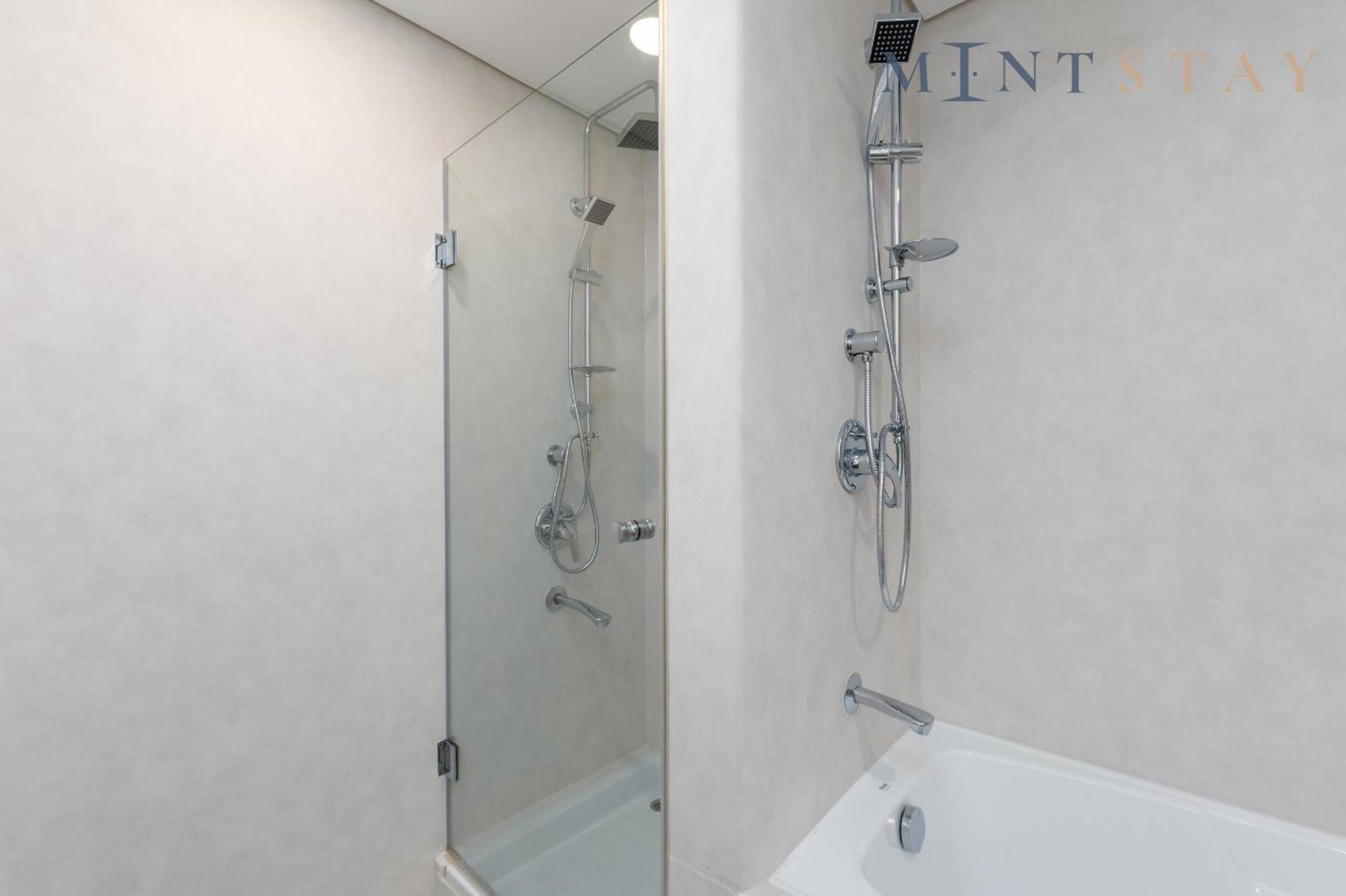 Sky Gardens, Park Avenue, Difc - Mint Apartment Dubai