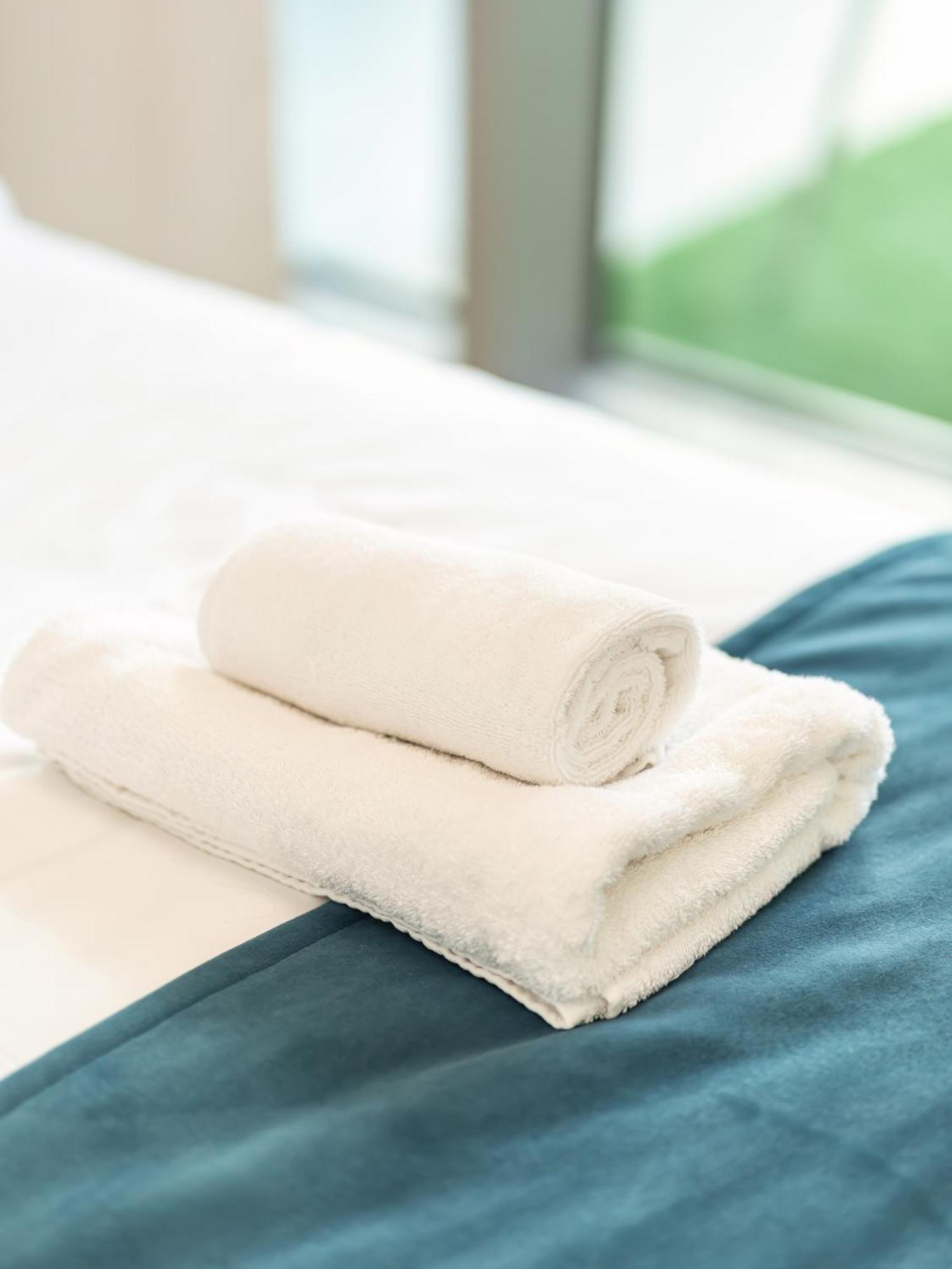 Luxury Family Friendly 5mn Walk To Mall Apartment Dubai