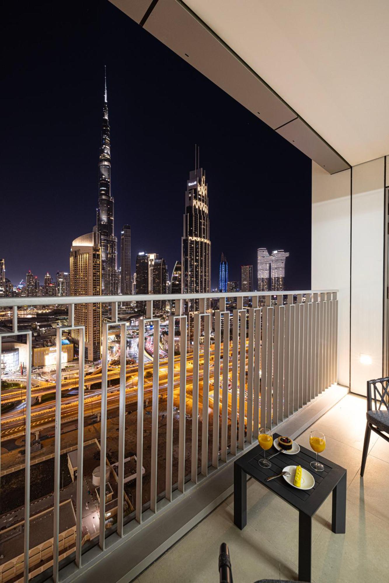 Luxury Family Friendly 5mn Walk To Mall * Dubai